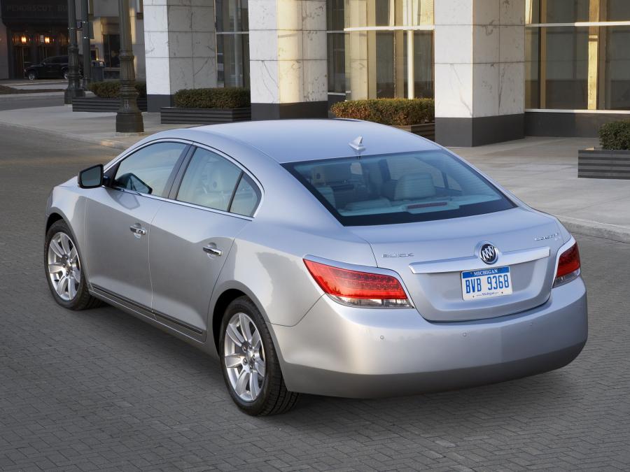  Buick LaCrosse 2010 года  (NA) (фото 9 из 121)